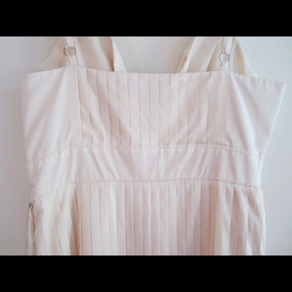 BCBG white party dress - Picture 3 of 4