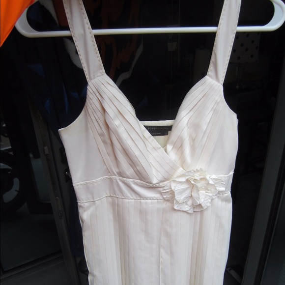 BCBG white party dress - Picture 4 of 4