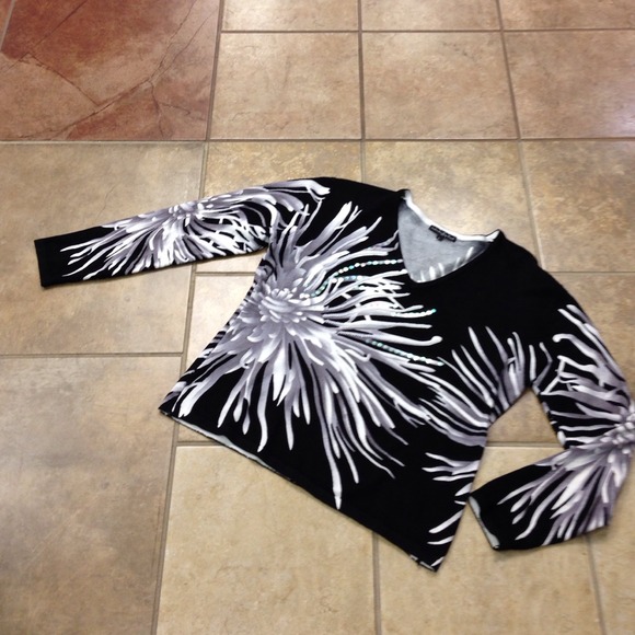 Cute top black,white,gray has some pearls & sequin