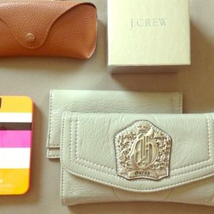 Guess Wallet & Check Fold - Like New!