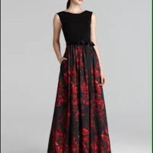 ⬇️PRICE DROP- Aidan Mattox GORGEOUS evening dress