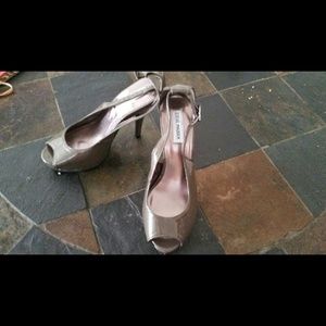 Nude Steve Madden heels