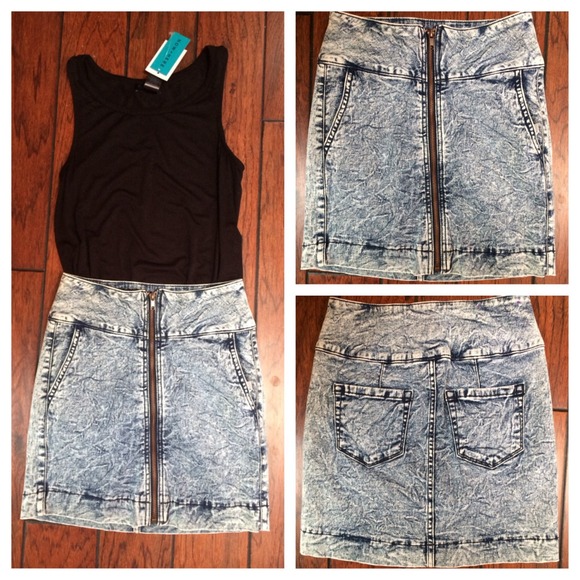 Dresses & Skirts - Acid Wash Denim Skirt