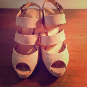 ❗️1 DAY SALE❗️Nude Suede J. Crew Peep Toes