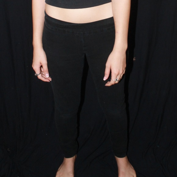 BDG Black Leggings ❤️