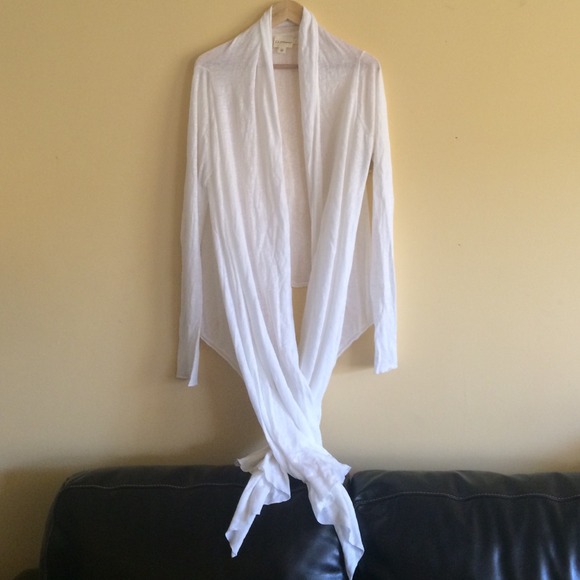 DKNY white Crosby Cozy