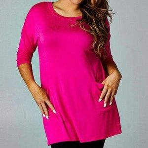 Hot pink back button tunic with front pockets 1x
