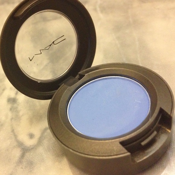 MAC eyeshadow A53 Felt Blue - Picture 1 of 1