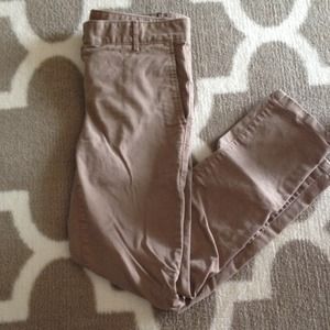 khaki Gap casual or dress pants, skinny jean fit