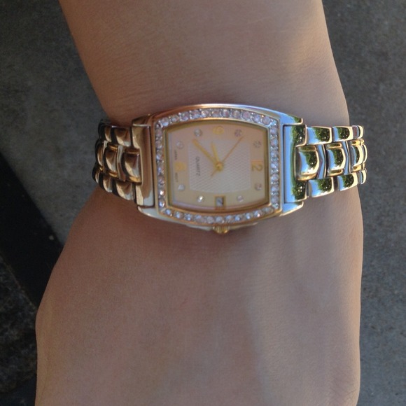Fake diamond Crystal statement watch - Picture 1 of 1