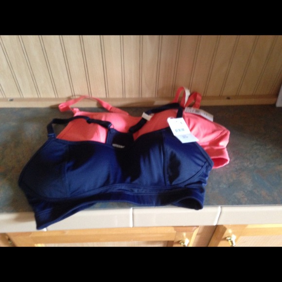 Motherhood nursing bras