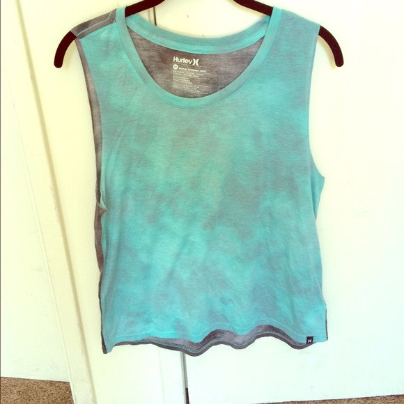 Hurley tank!