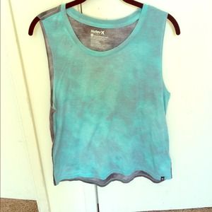 Hurley tank!