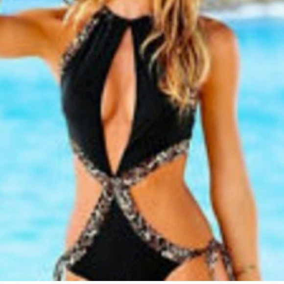 Black and Leopard one peice