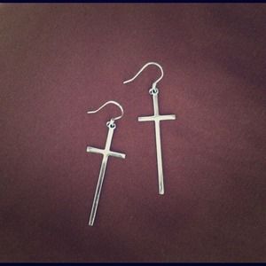 Silver 925 cross earrings for pierced ears.