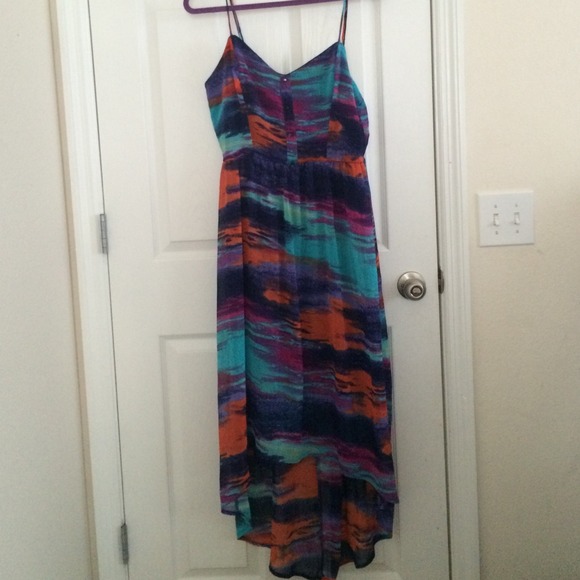 Colorful Dress - Picture 2 of 3