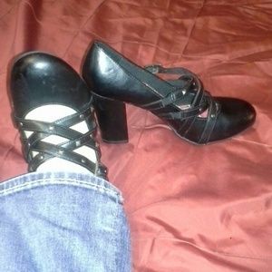 American Eagle Mary Jane heels