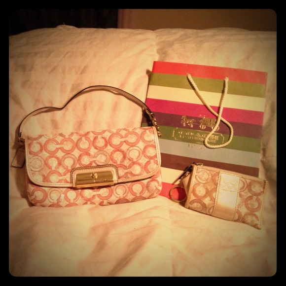 Authentic Coach purse and wallet!