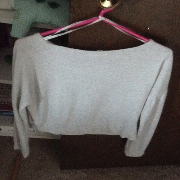 Bunny crop top - Picture 2 of 4