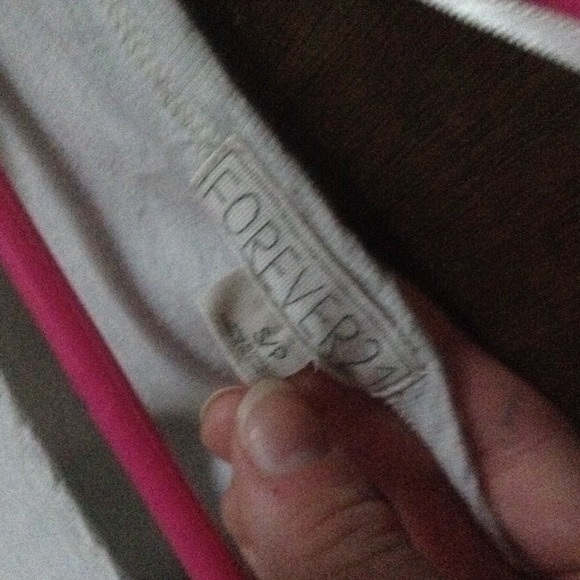 Bunny crop top - Picture 3 of 4