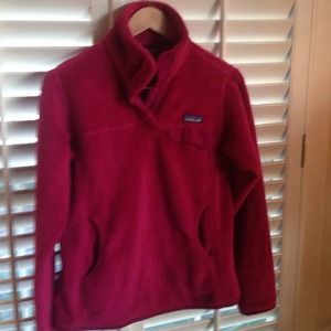 Patagonia women's fleece pullover