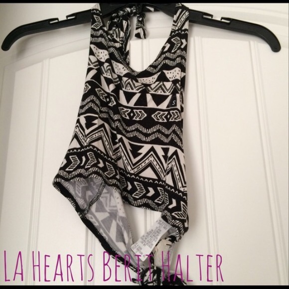 ❌SOLD IN BUNDLE❌ NWOT Tribal LA Heart Berit Halter - Picture 4 of 4