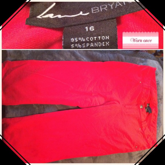 Red capris