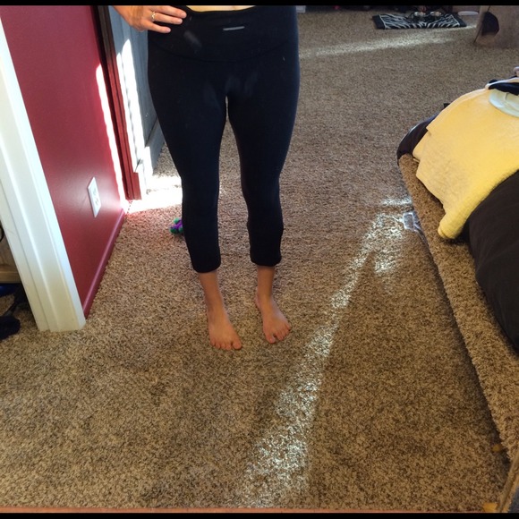 Lululemon yoga pants