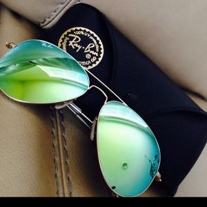Ray ban