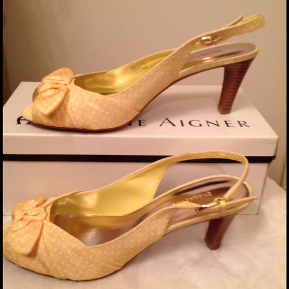 Yellow Polka Dot Slingbacks