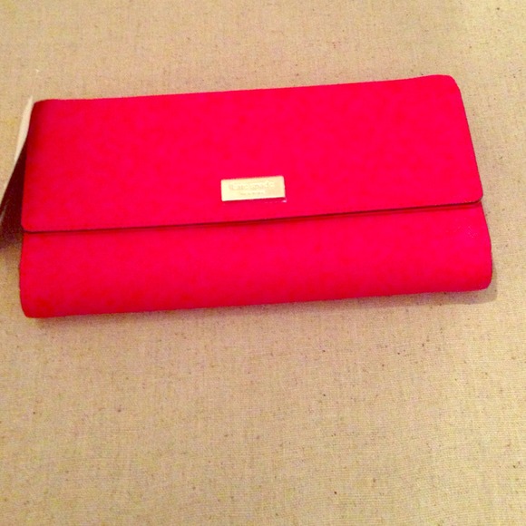 kate spade Clutches & Wallets - Sold‼️‼️‼️Kate spade wallet