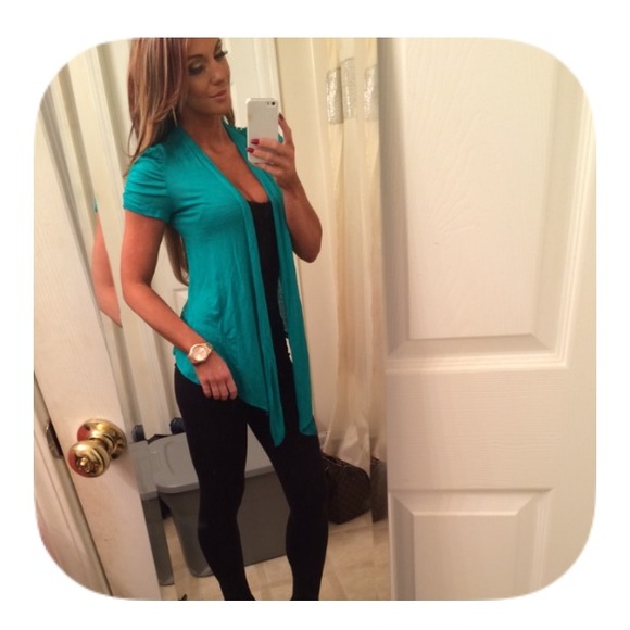 💖FAB Green Cardigan - Picture 3 of 4