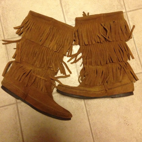 ⛔️SOLD ON VINTED⛔️Minnetonka Moccasins-mid calf