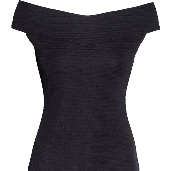 H&M off the shoulder top