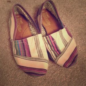 Toms striped flats. Limited edition.