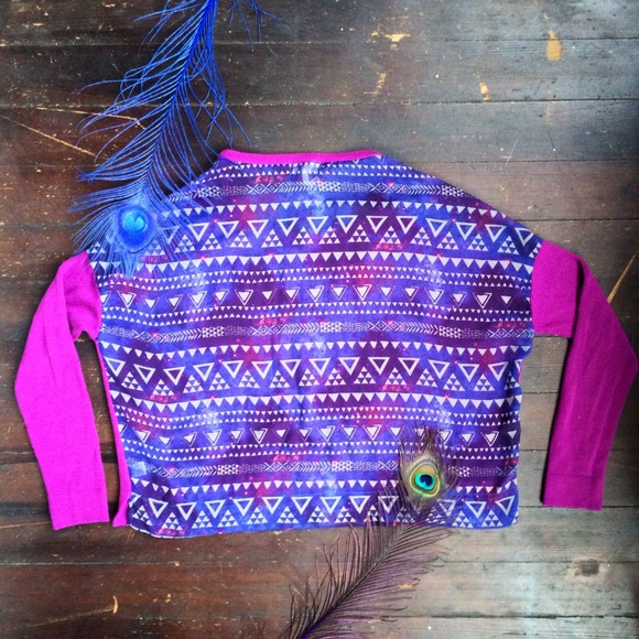 🌙Tribal Aztec Print Kirra High Low Purple Sweater - Picture 3 of 4