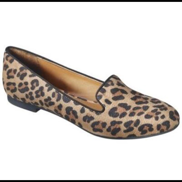 Mossimo leopard flats / loafers