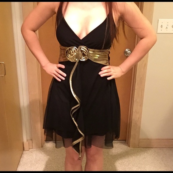 *Sold* Cute sexy black dress w/ 3D gold flowers - Picture 2 of 4