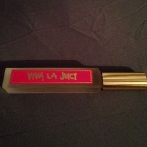 Juicy Roll on Perfume 🌸