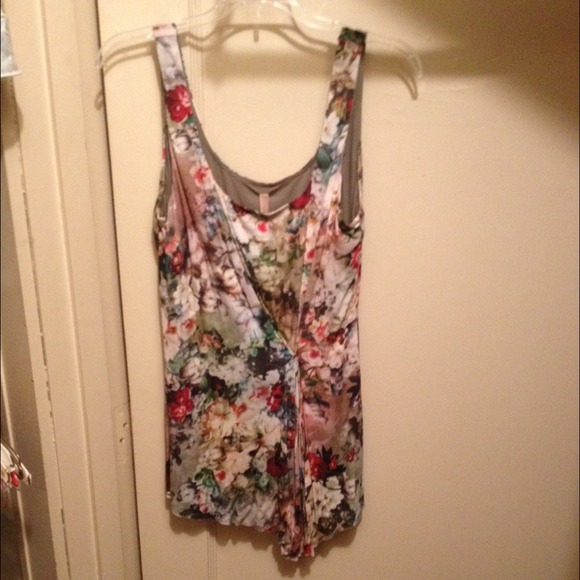 Floral knit tunic