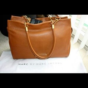 Marc by Marc Jacobs Too hot to handle tote