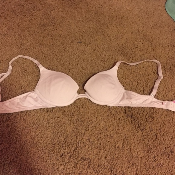 victoria secrete white bra 32A