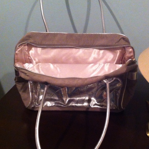 Purse - Picture 2 of 2