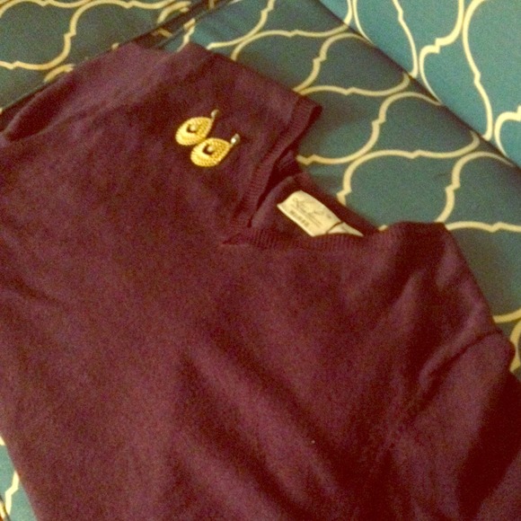 Purple short sleeve sweater