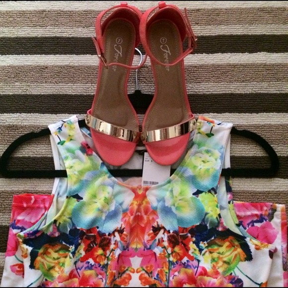 ⚡️SALE Ankle Strap Coral Heel