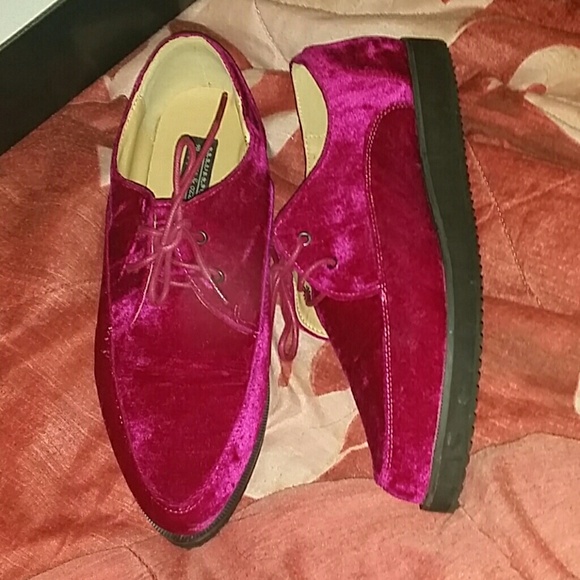 Velvet Creepers
