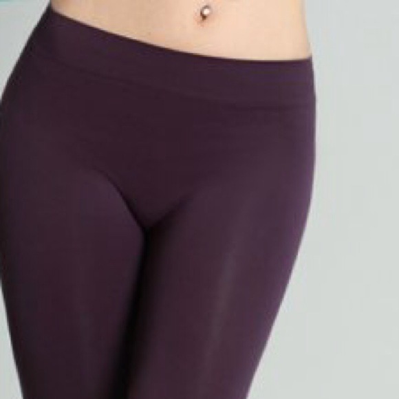 High Quality Ankle Length Leggings In Purple - Picture 3 of 3
