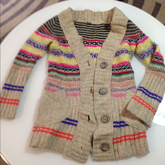 A beautiful printed freepeople sweater.