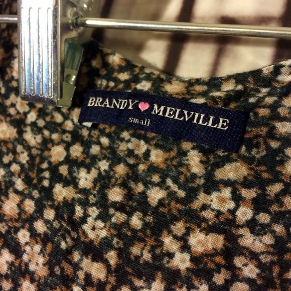 Brandy Melville Floral tank top - Picture 2 of 2