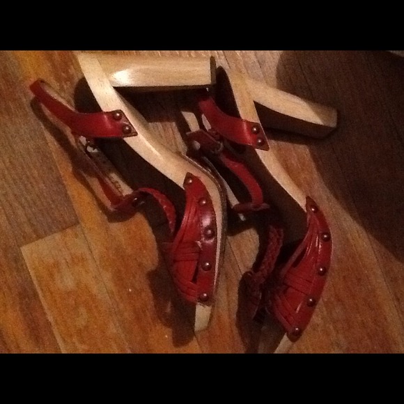 Frye heels - Picture 1 of 2
